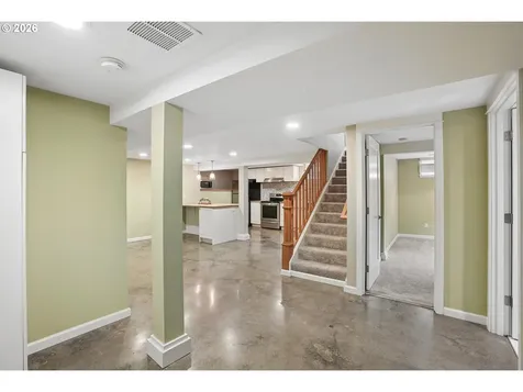 7436 N Seward Avenue Portland OR 97217