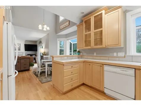 16096 SE Flavel Drive Portland OR 97236