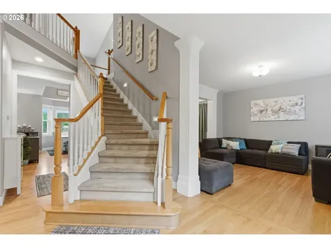 16096 SE Flavel Drive Portland OR 97236