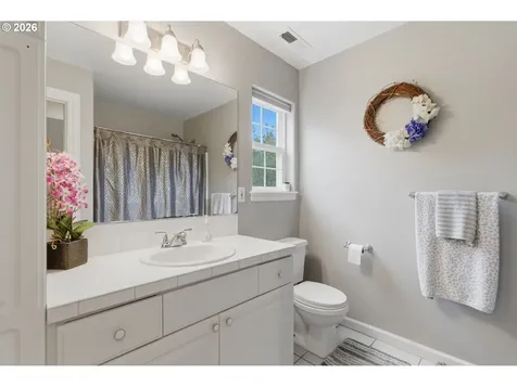 16096 SE Flavel Drive Portland OR 97236