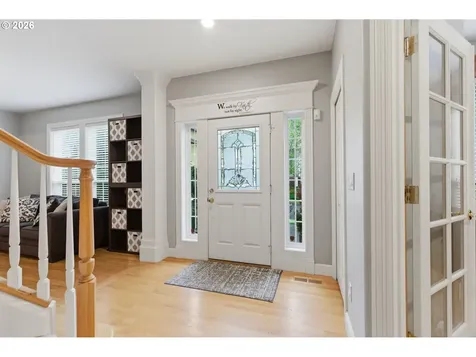 16096 SE Flavel Drive Portland OR 97236