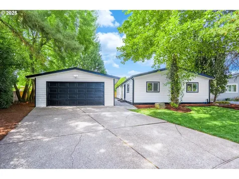 995 NW Arrowood Drive Mcminnville OR 97128