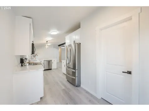 995 NW Arrowood Drive Mcminnville OR 97128