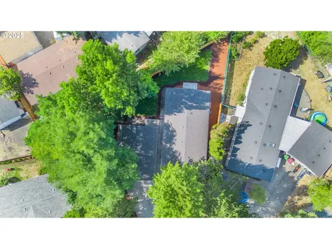 995 NW Arrowood Drive Mcminnville OR 97128