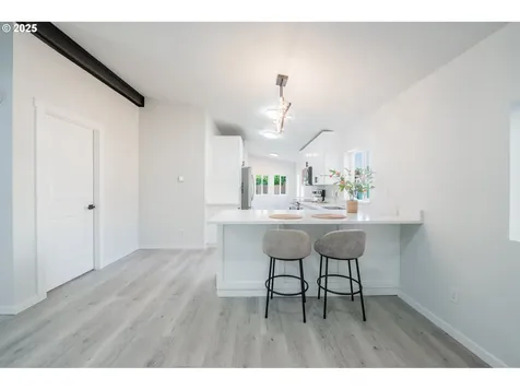 995 NW Arrowood Drive Mcminnville OR 97128