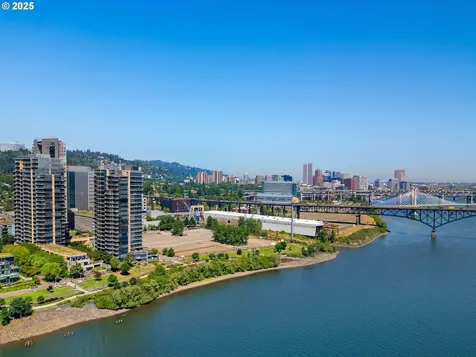 3570 S River Parkway Portland OR 97239