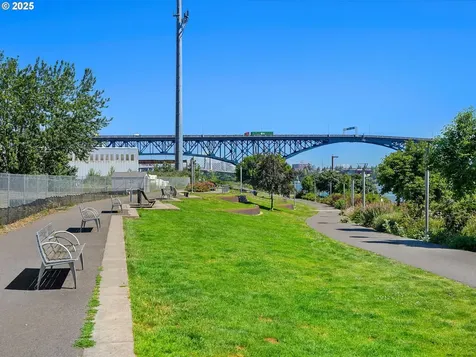 3570 S River Parkway Portland OR 97239