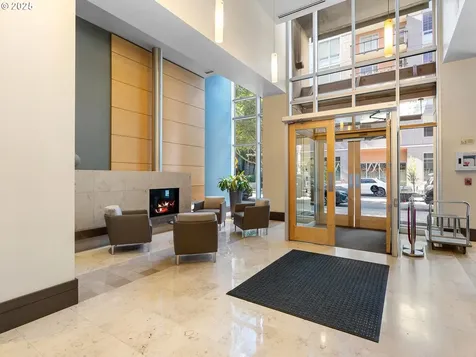 3570 S River Parkway Portland OR 97239