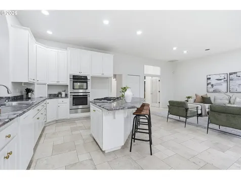 6425 Ashwood Court West Linn OR 97068