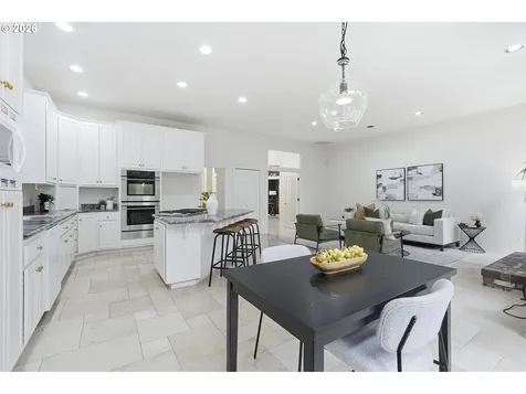 6425 Ashwood Court West Linn OR 97068