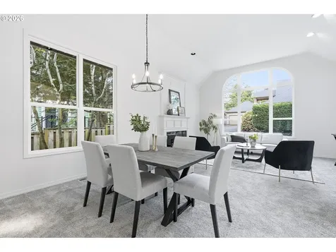 6425 Ashwood Court West Linn OR 97068