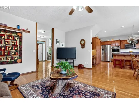 16168 Widman Court Oregon City OR 97045