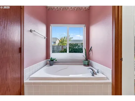 16168 Widman Court Oregon City OR 97045