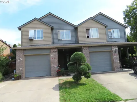 1740 NE Darby Street Hillsboro OR 97124