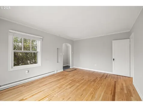 7104 SE Tolman Street Portland OR 97206