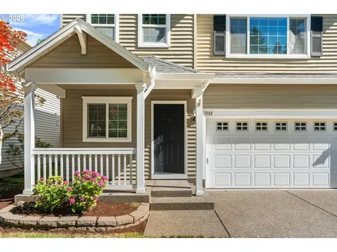 1242 NE Parkside Drive Hillsboro OR 97124