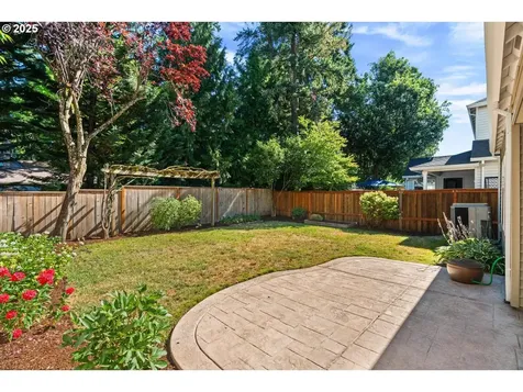 1242 NE Parkside Drive Hillsboro OR 97124
