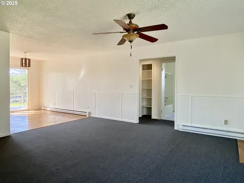 33505 Dorymen Lane Warrenton OR 97146