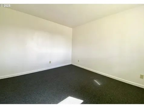 33505 Dorymen Lane Warrenton OR 97146