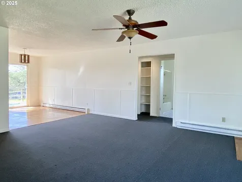 33505 Dorymen Lane Warrenton OR 97146