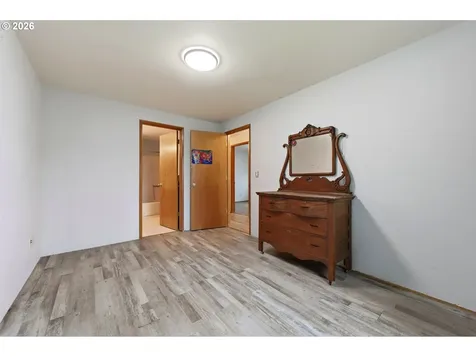91153 N Miller Street Eugene OR 97408