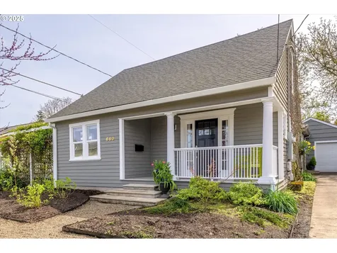 660 W 18th Avenue Eugene OR 97402