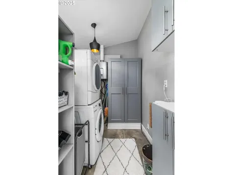 660 W 18th Avenue Eugene OR 97402