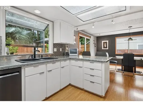 2053 SE 73rd Avenue Hillsboro OR 97123