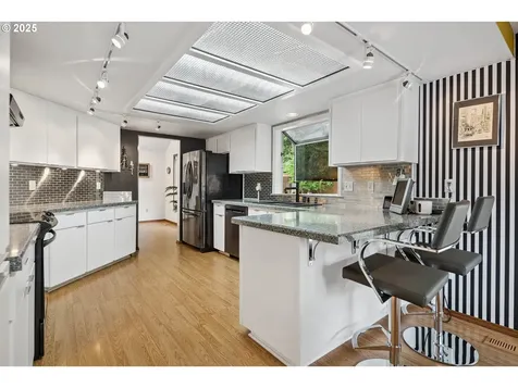 2053 SE 73rd Avenue Hillsboro OR 97123