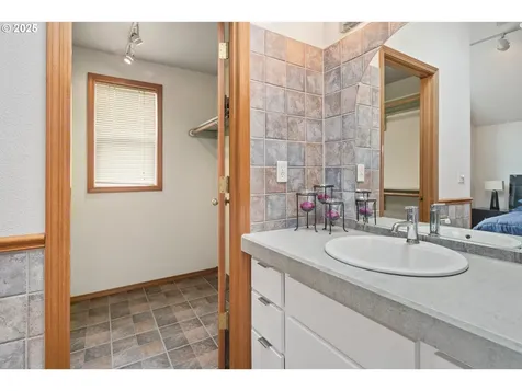 2053 SE 73rd Avenue Hillsboro OR 97123