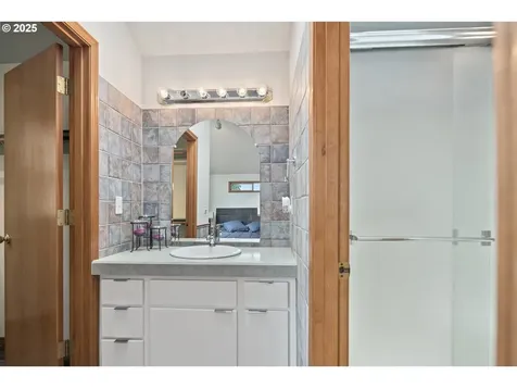 2053 SE 73rd Avenue Hillsboro OR 97123