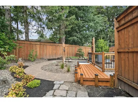2053 SE 73rd Avenue Hillsboro OR 97123
