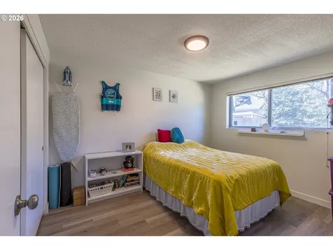 9715 SE Ramona Street Portland OR 97266