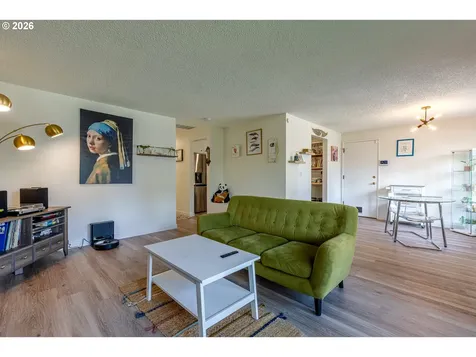 9715 SE Ramona Street Portland OR 97266