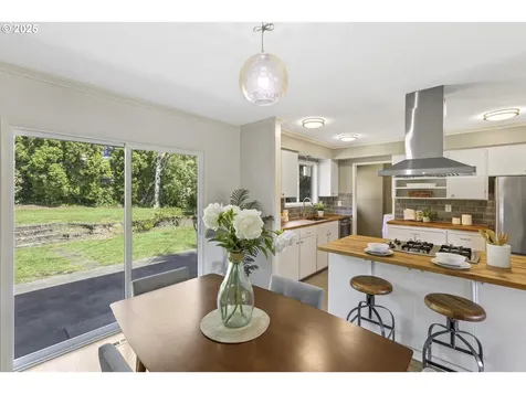 5656 NE 58th Avenue Portland OR 97218