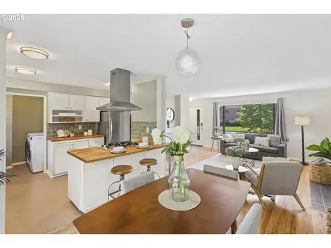 5656 NE 58th Avenue Portland OR 97218