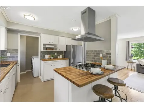 5656 NE 58th Avenue Portland OR 97218