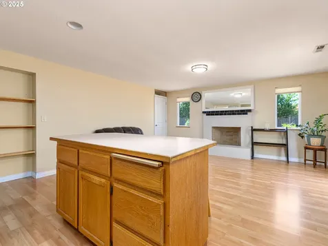 212 NE 175th Avenue Vancouver WA 98684