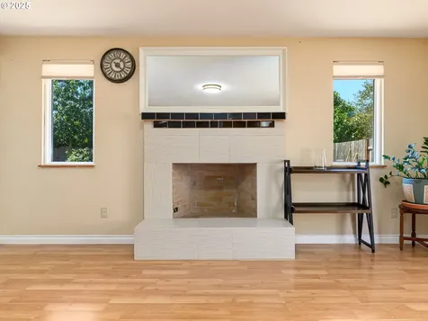 212 NE 175th Avenue Vancouver WA 98684