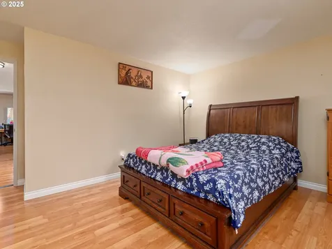 212 NE 175th Avenue Vancouver WA 98684