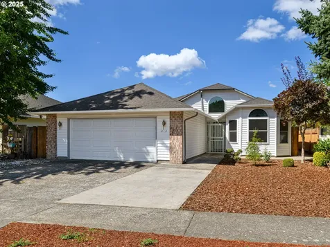 212 NE 175th Avenue Vancouver WA 98684