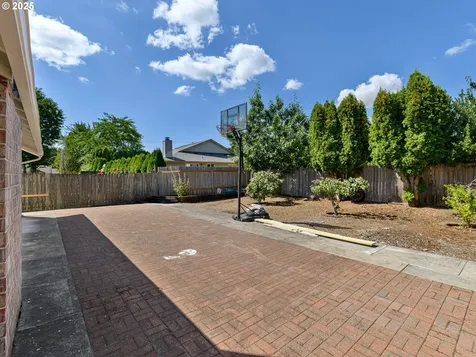 212 NE 175th Avenue Vancouver WA 98684