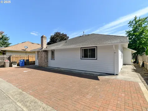 212 NE 175th Avenue Vancouver WA 98684