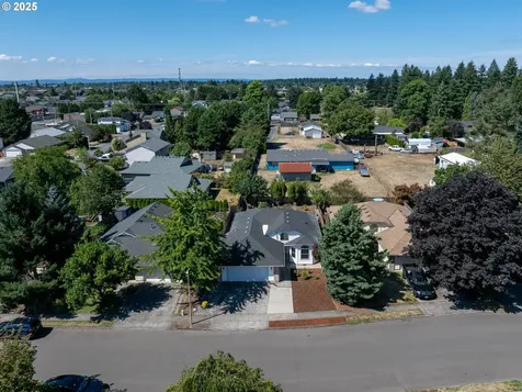 212 NE 175th Avenue Vancouver WA 98684