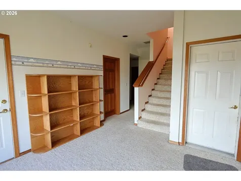 1368 Bayview Street North Bend OR 97459