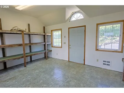 1368 Bayview Street North Bend OR 97459