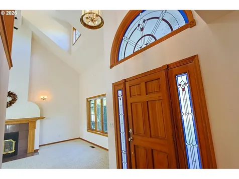 1368 Bayview Street North Bend OR 97459