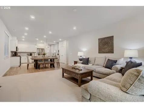 1102 S 31st Avenue Cornelius OR 97113