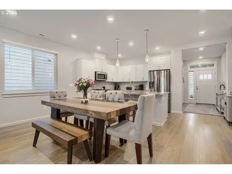 1102 S 31st Avenue Cornelius OR 97113