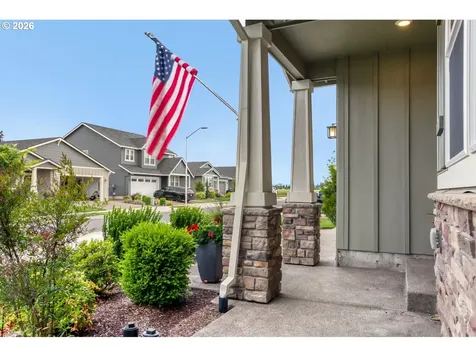 1102 S 31st Avenue Cornelius OR 97113
